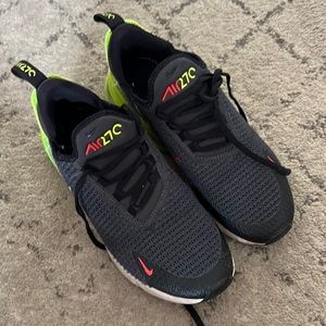 Nike air 70, kid size 5.5